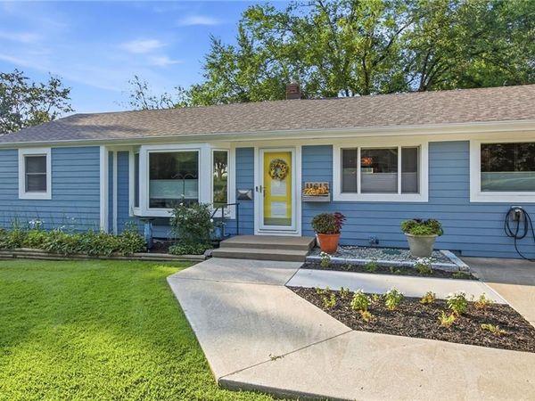 11615 E 38 Street, Independence, MO 64052