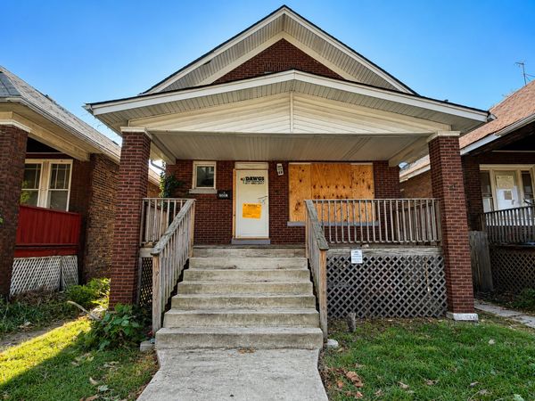 7921 S RIDGELAND Avenue , Chicago, IL 60617