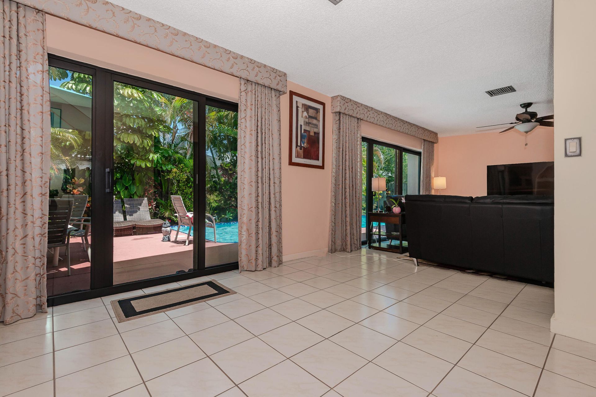 4961 SW 94th Avenue, Cooper City, FL 33328 Photo