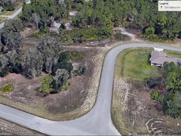 738 Harcourt AVE , LEHIGH ACRES, FL 33974