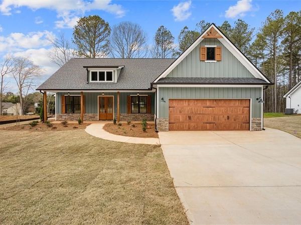 816 Presley Farm Parkway , Rockmart, GA 30153