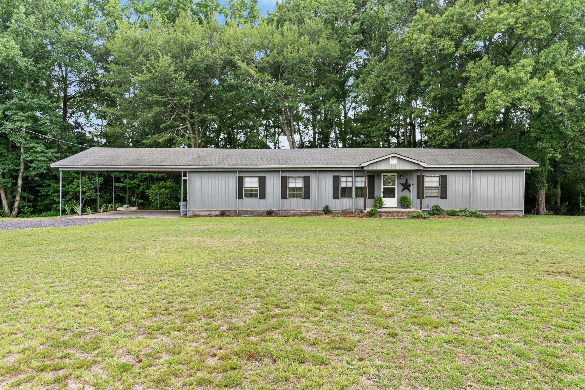 126 Roquemore Drive Photo 1