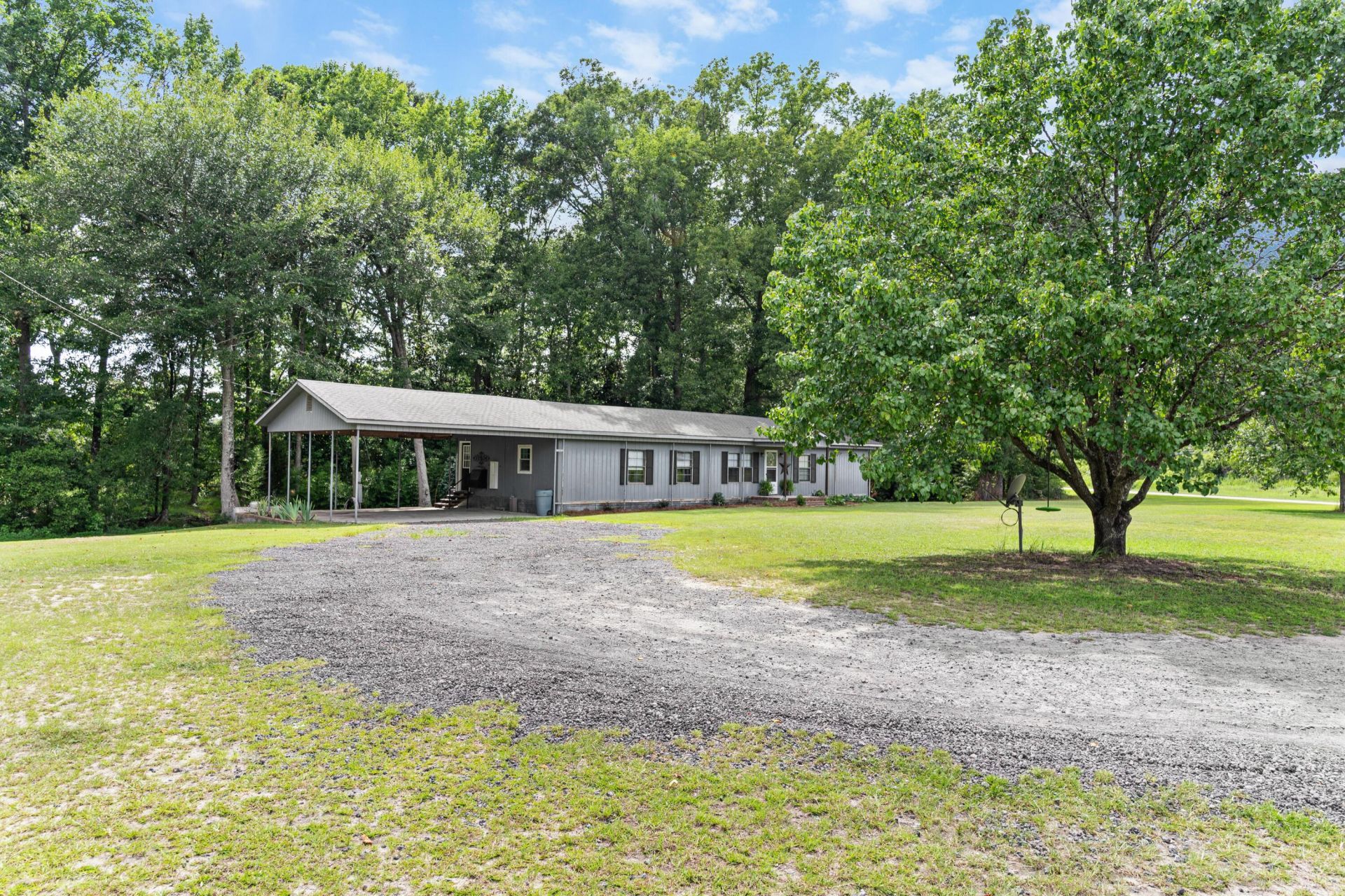 126 Roquemore Drive Photo 2