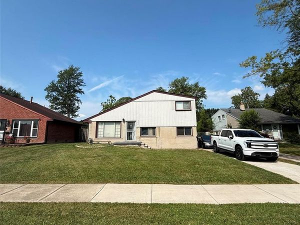 4556 Cleveland Street , Wayne, Mi 48184