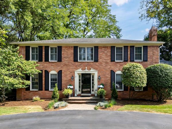 20351 Ronsdale Drive, Beverly Hills Village, Mi 48025