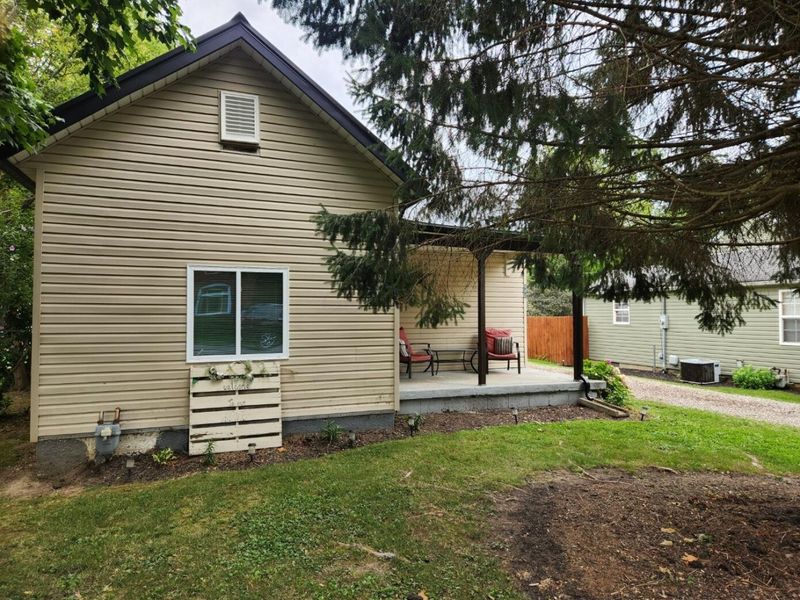 990 Woodlawn Avenue, Newark, OH 43055 Photo 2