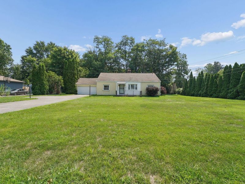 2716 Fairwood Avenue , Columbus, OH 43207 Photo 2