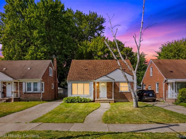 650 Arlington Street , Inkster, Mi 48141