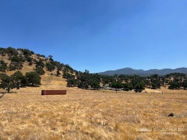 21134 Jury Street, Tehachapi, CA 93561