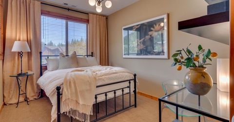 11592 Dolomite Way , Unit 2, Truckee, CA 96161 Photo