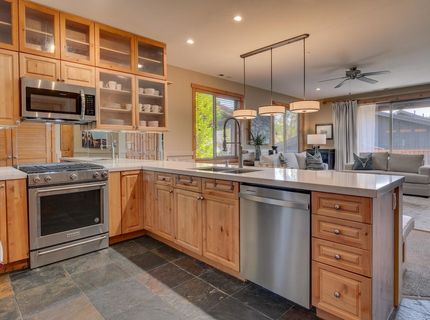 11592 Dolomite Way , Unit 2, Truckee, CA 96161 Photo
