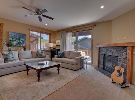 11592 Dolomite Way , Unit 2, Truckee, CA 96161 Photo