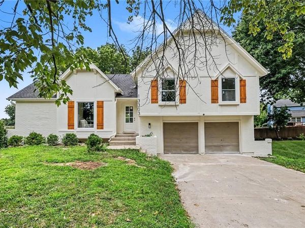 13303 W 105th Street, Lenexa, KS 66215