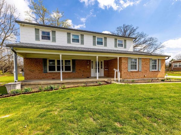 9800 Delray Drive, Montgomery, OH 45242
