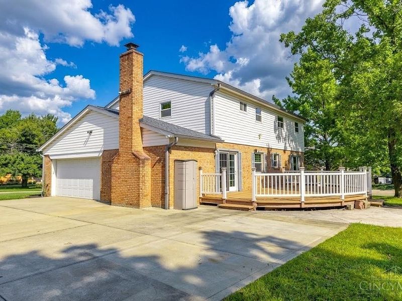 9800 Delray Drive, Montgomery, OH 45242 Photo 32
