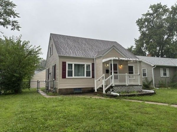 471 S Center Avenue, Bradley, IL 60915