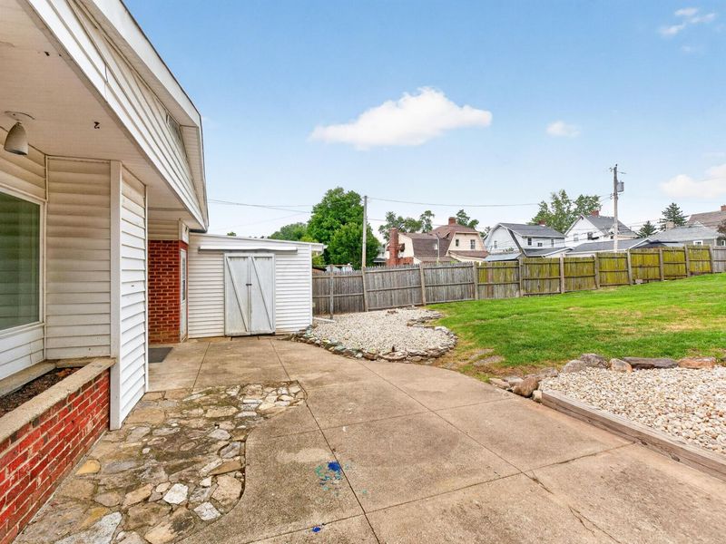 536 N Park Street , Bellefontaine, OH 43311 Photo 61