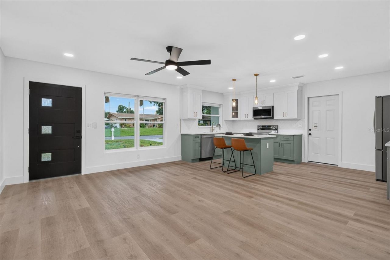 599 Woodland Drive, Largo, FL 33771 Photo