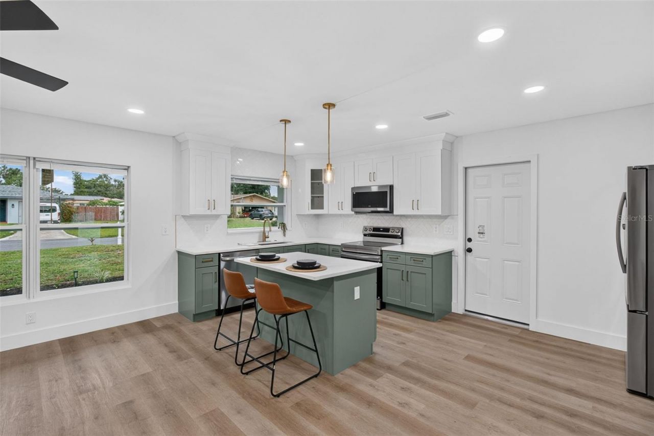 599 Woodland Drive, Largo, FL 33771 Photo