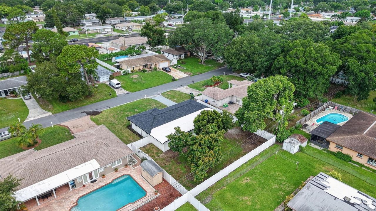 599 Woodland Drive, Largo, FL 33771 Photo