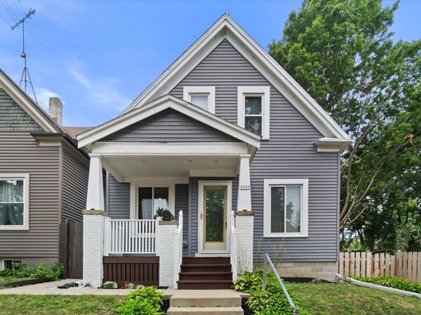 3157 N Bremen St, Milwaukee, WI 53212