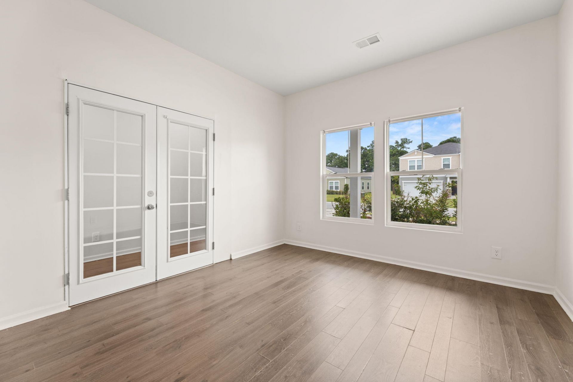 504 Spanish Wells Road Photo 7