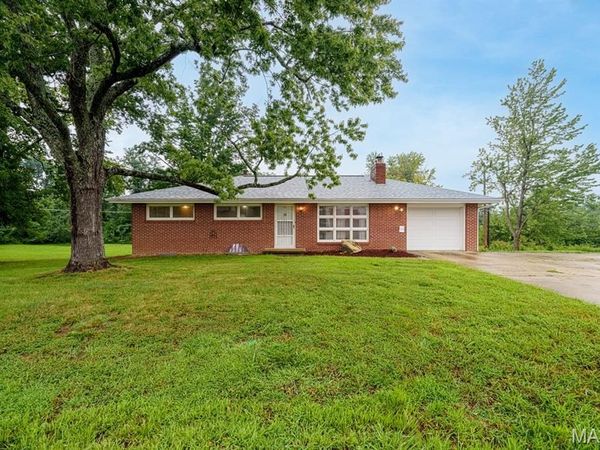 708 W Lions Club Drive , Rolla, MO 65401