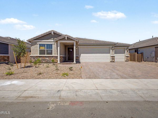18466 W COCOPAH Street, Goodyear, AZ 85338