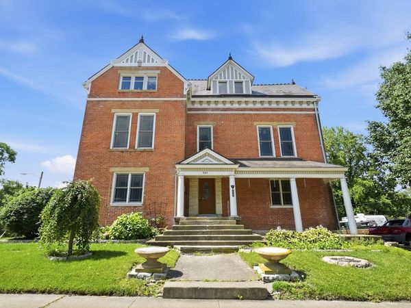 649 E High Street, Springfield, OH 45505