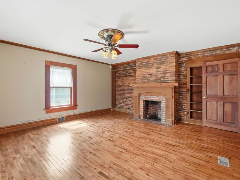 649 E High Street, Springfield, OH 45505 Photo 17
