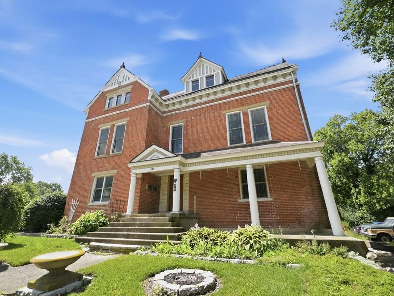 649 E High Street, Springfield, OH 45505 Photo 2
