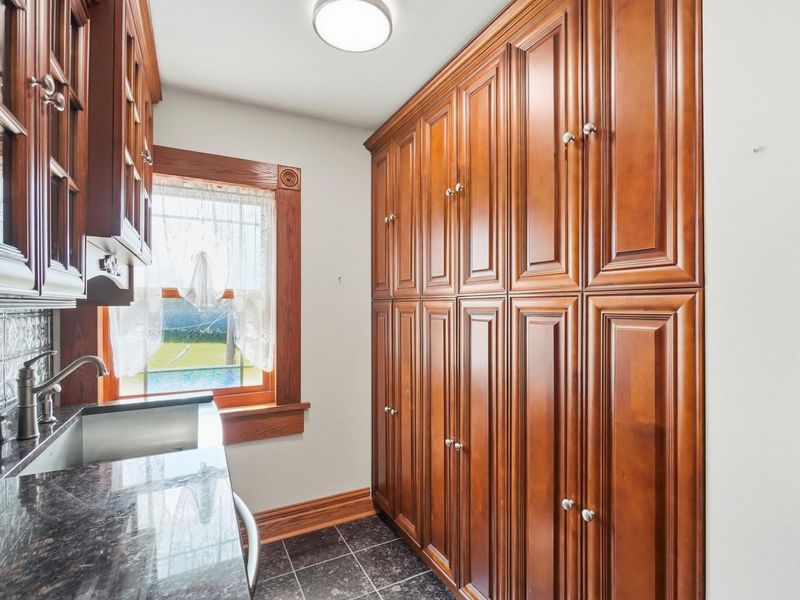 649 E High Street, Springfield, OH 45505 Photo 33