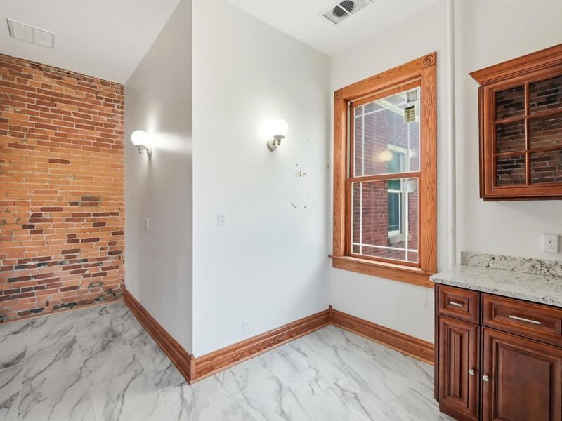 649 E High Street, Springfield, OH 45505 Photo 41