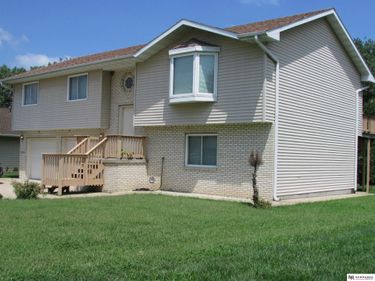 2048 Dawn Drive, Crete, NE 68333
