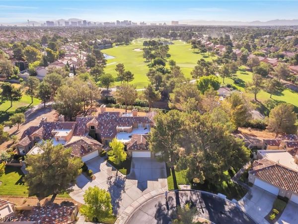 7802 Harbour Towne Avenue , Las Vegas, NV 89113