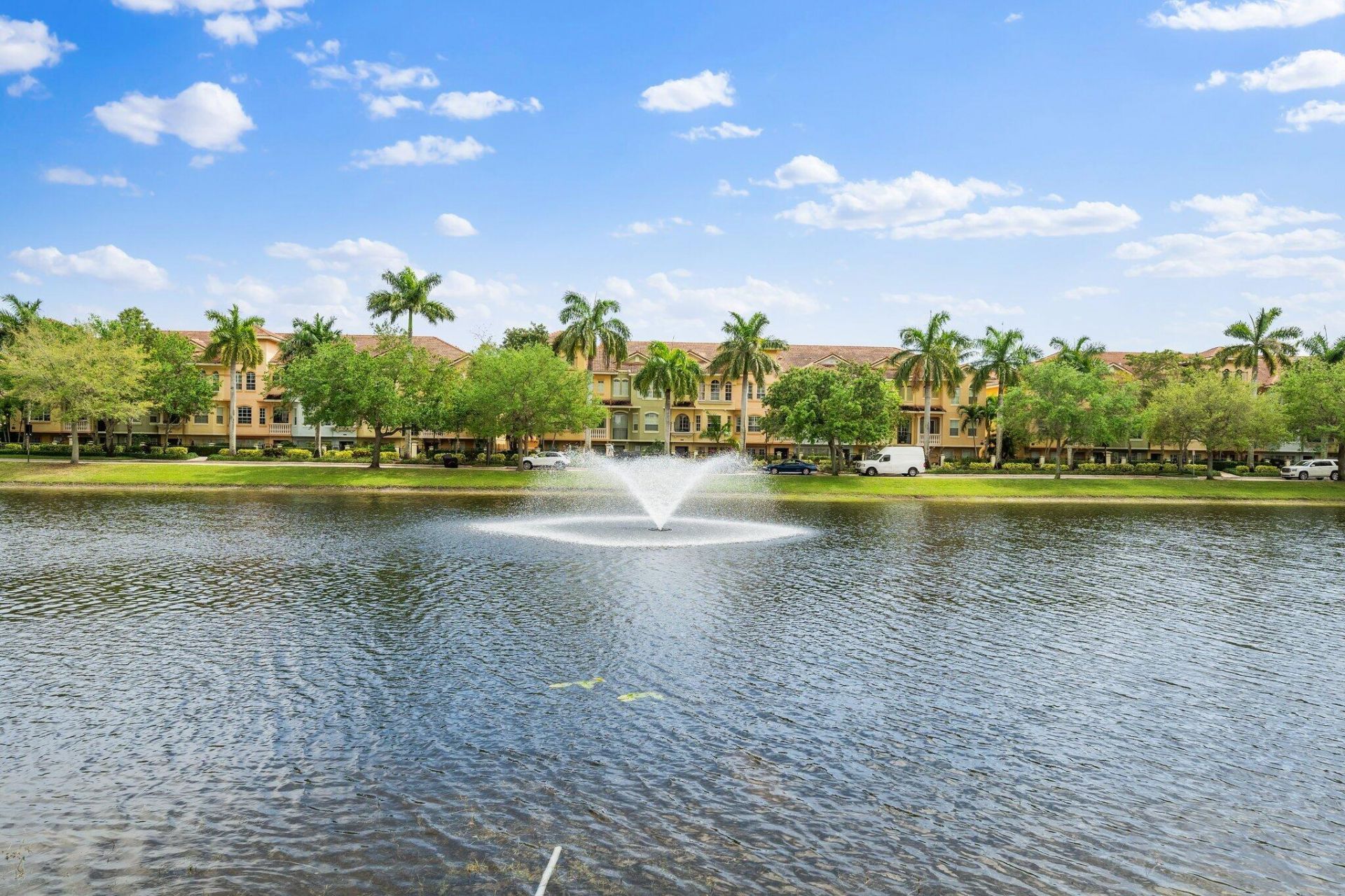 2729 Anzio Court, Unit 208, Palm Beach Gardens, FL 33410 Photo