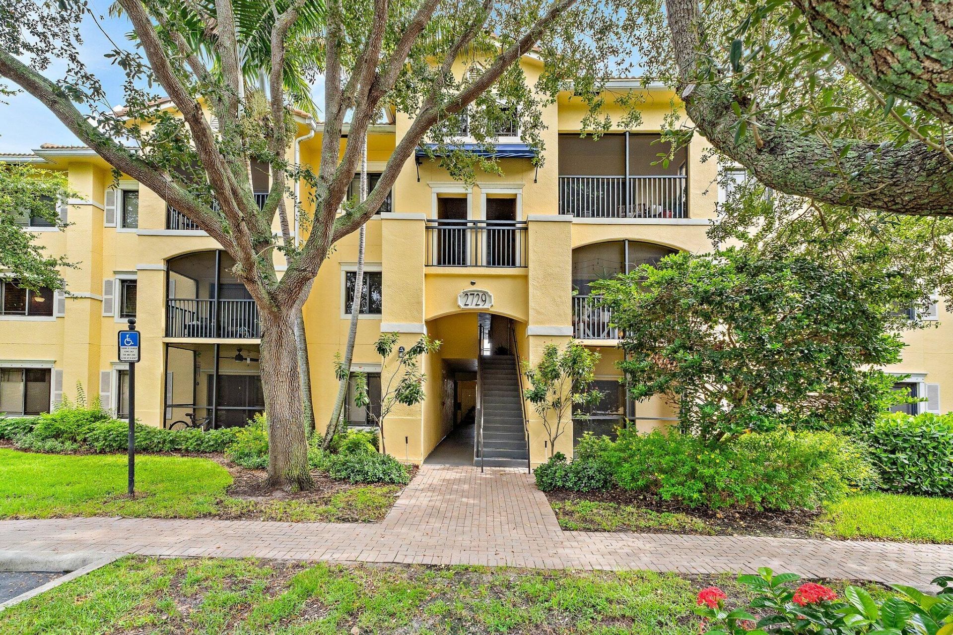 2729 Anzio Court, Unit 208, Palm Beach Gardens, FL 33410 Photo