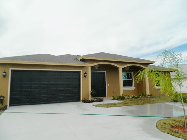 4174 SW Darwin Boulevard, Port St. Lucie, FL 34953