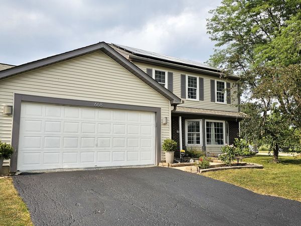 668 Forest Way , Bolingbrook, IL 60440