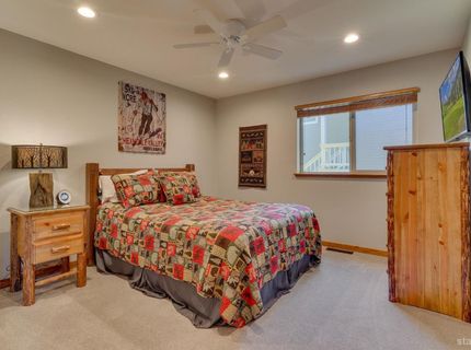 1705 Venice Drive, South Lake Tahoe, CA 96150 Photo
