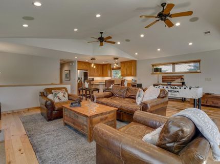 1705 Venice Drive, South Lake Tahoe, CA 96150 Photo