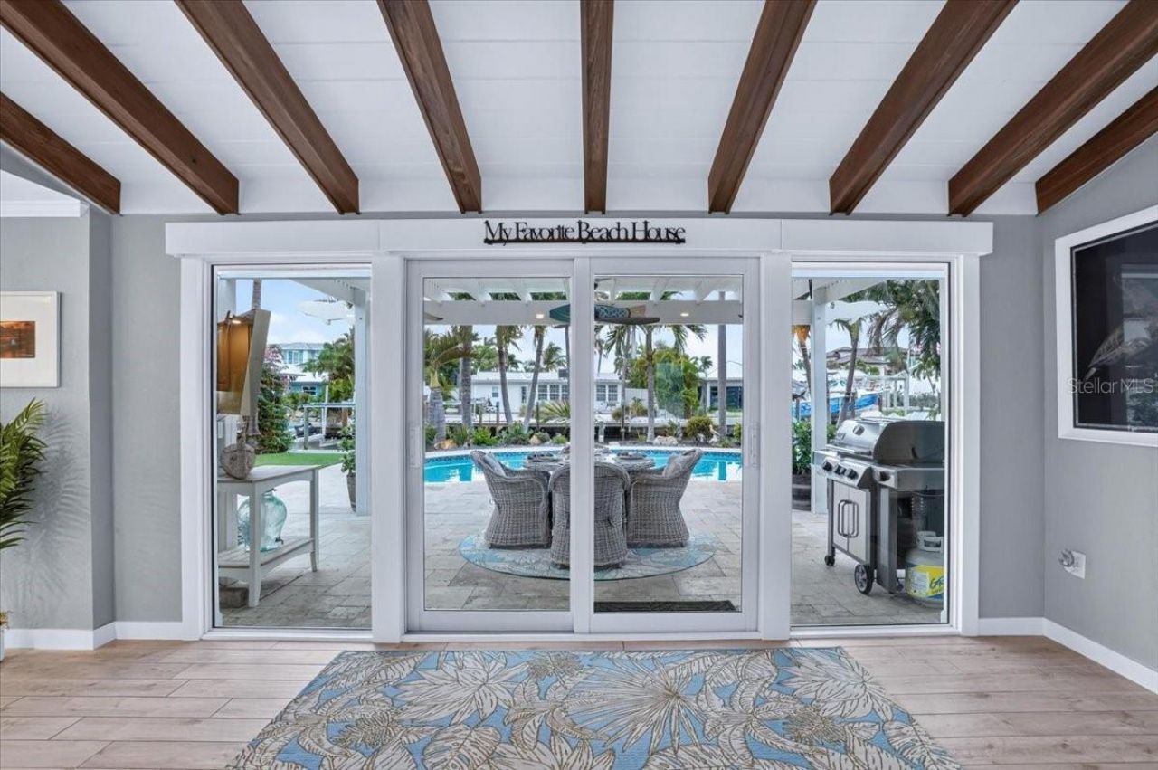 520 69th Street, Holmes Beach, FL 34217 Photo