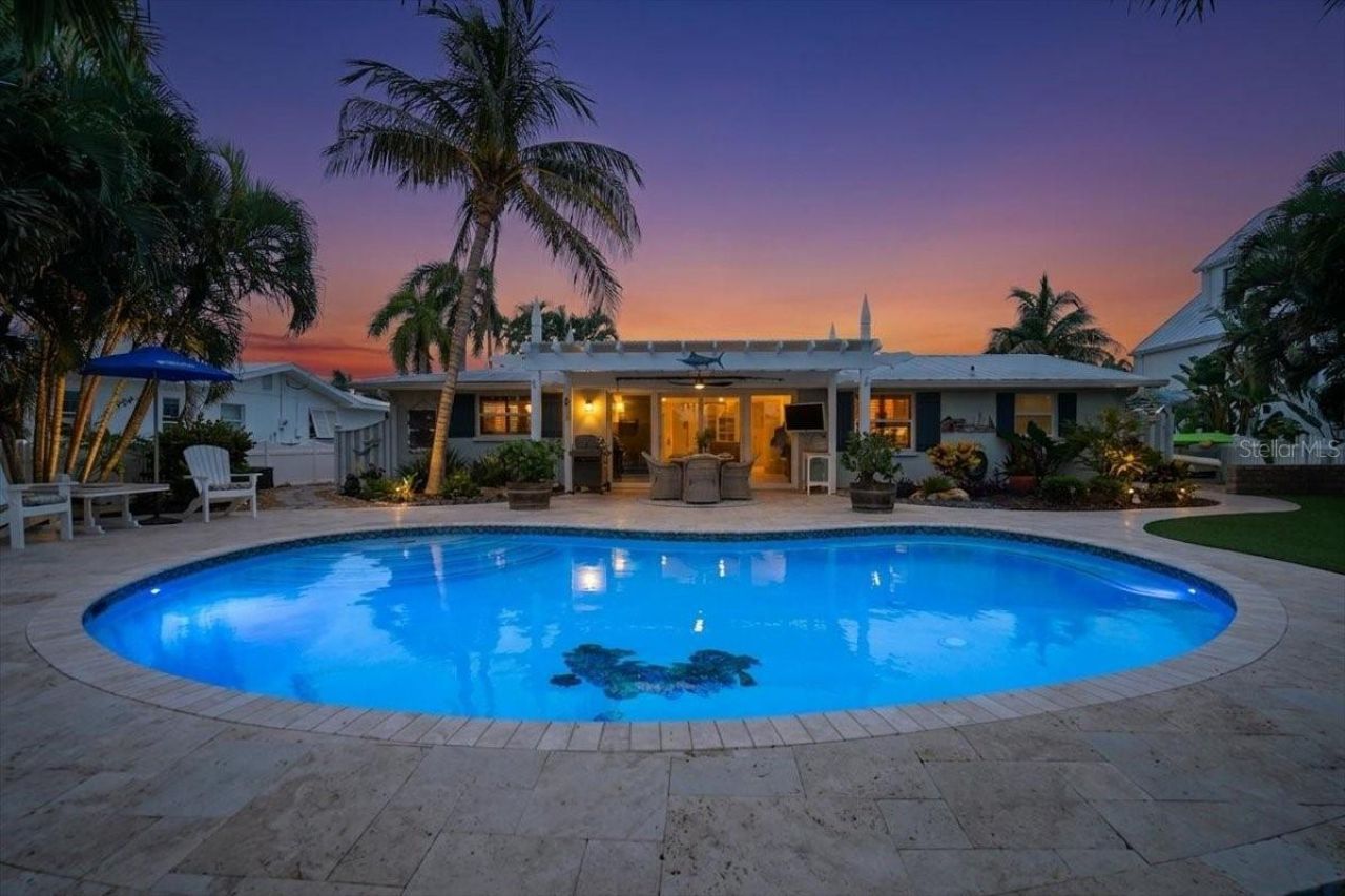 520 69th Street, Holmes Beach, FL 34217 Photo