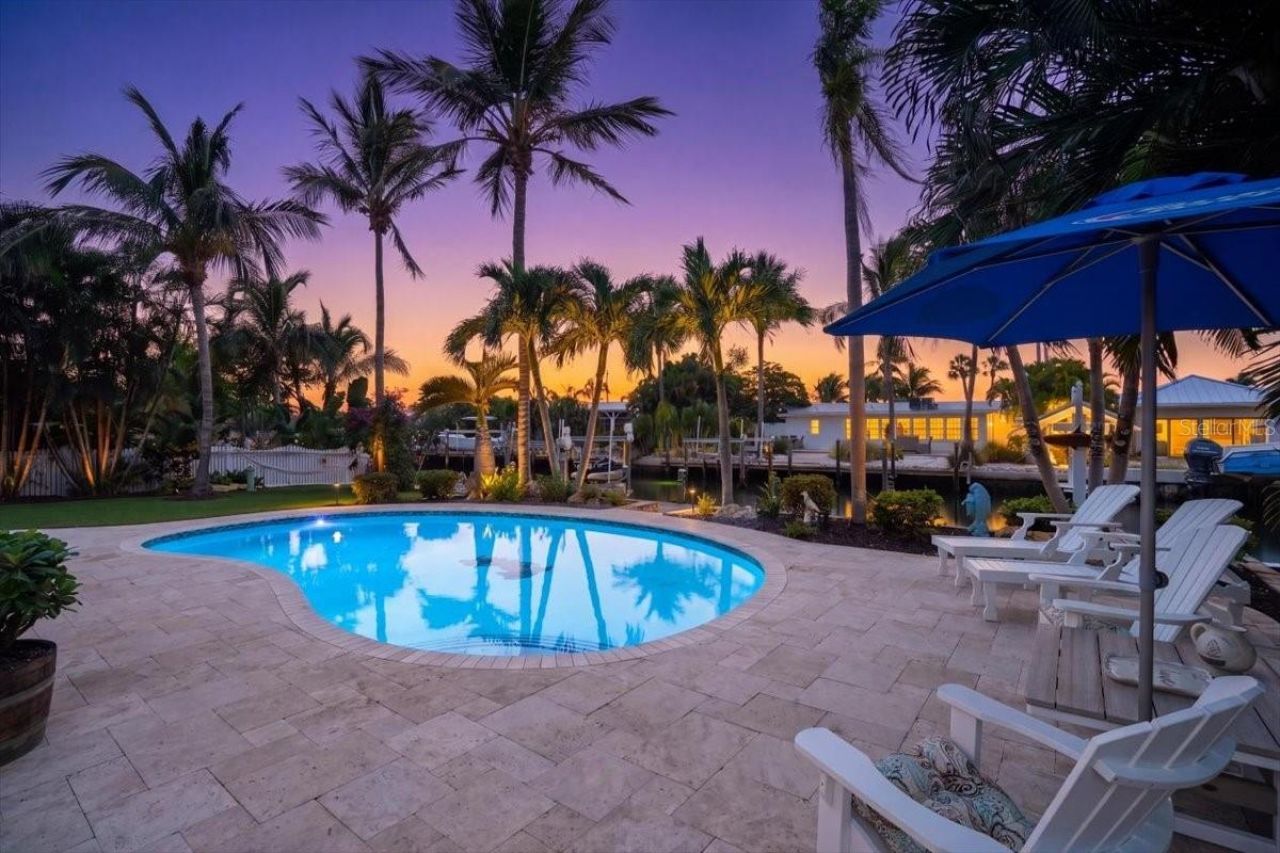 520 69th Street, Holmes Beach, FL 34217 Photo