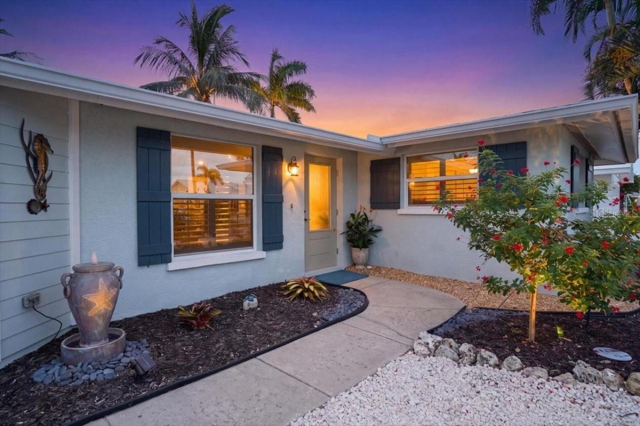 520 69th Street, Holmes Beach, FL 34217 Photo