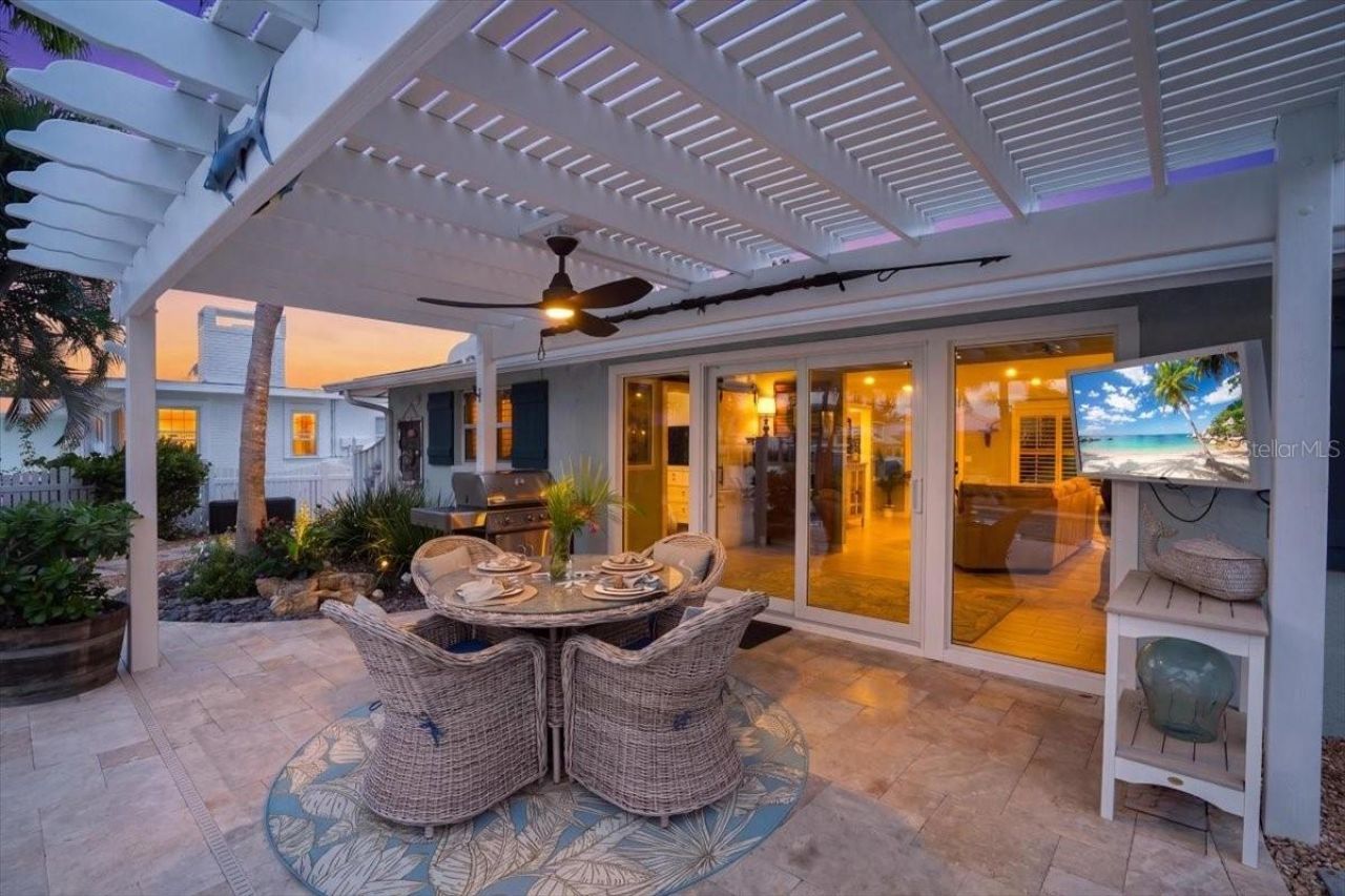 520 69th Street, Holmes Beach, FL 34217 Photo