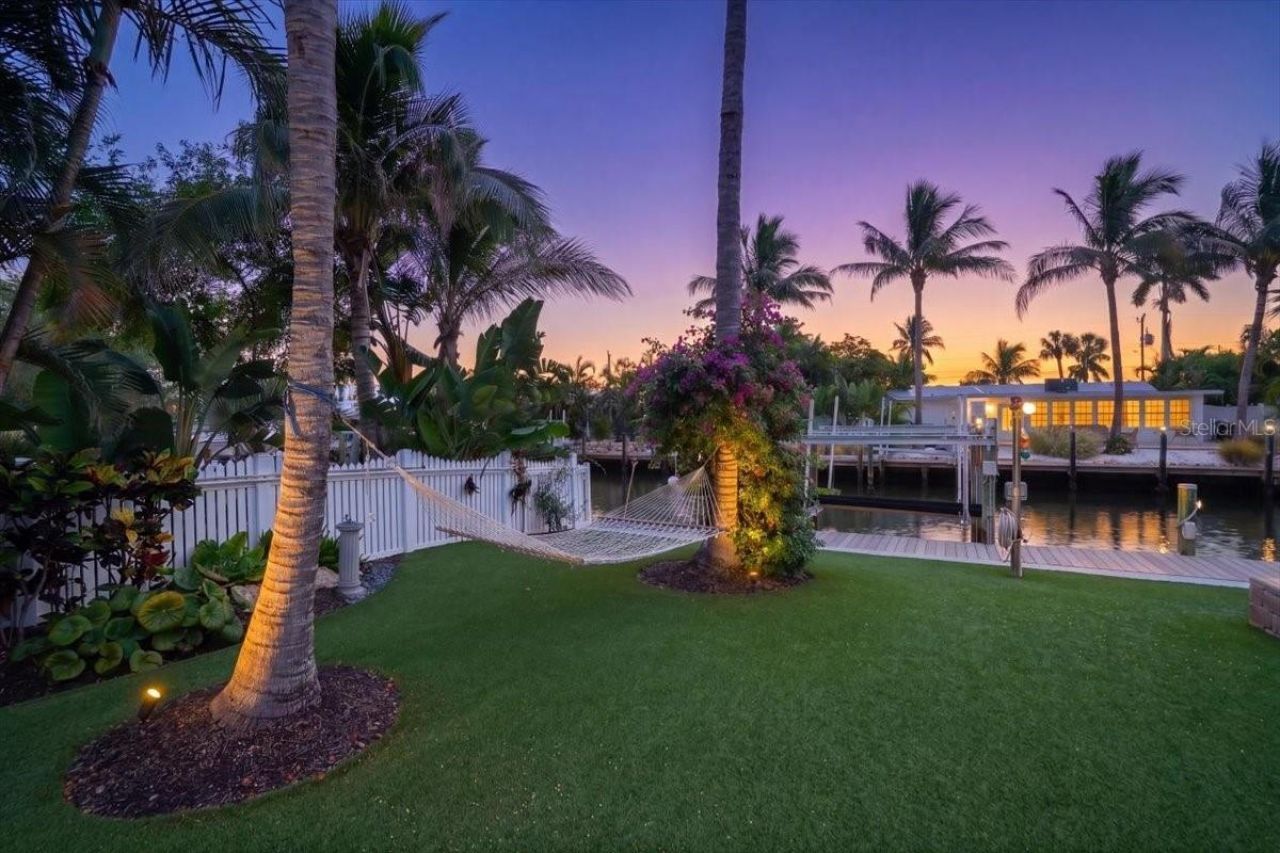 520 69th Street, Holmes Beach, FL 34217 Photo