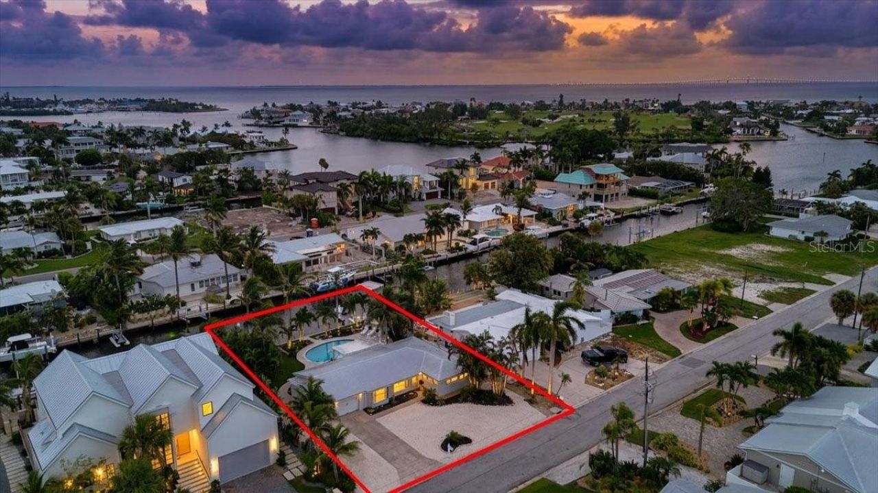 520 69th Street, Holmes Beach, FL 34217 Photo