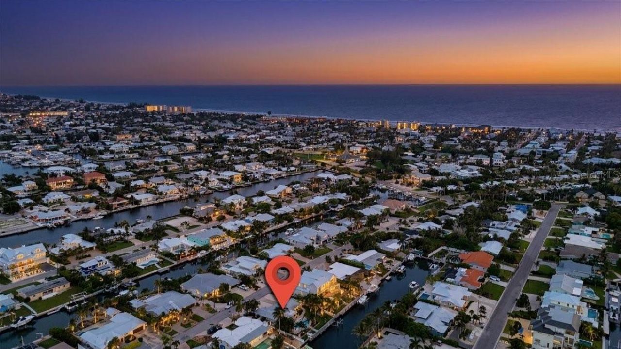 520 69th Street, Holmes Beach, FL 34217 Photo