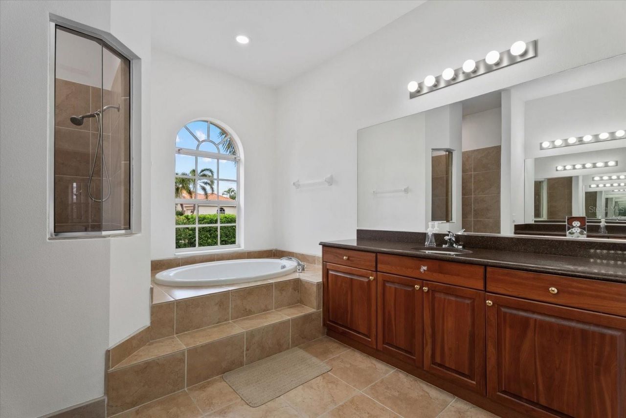 7595 Trillium Boulevard, Sarasota, FL 34241 Photo
